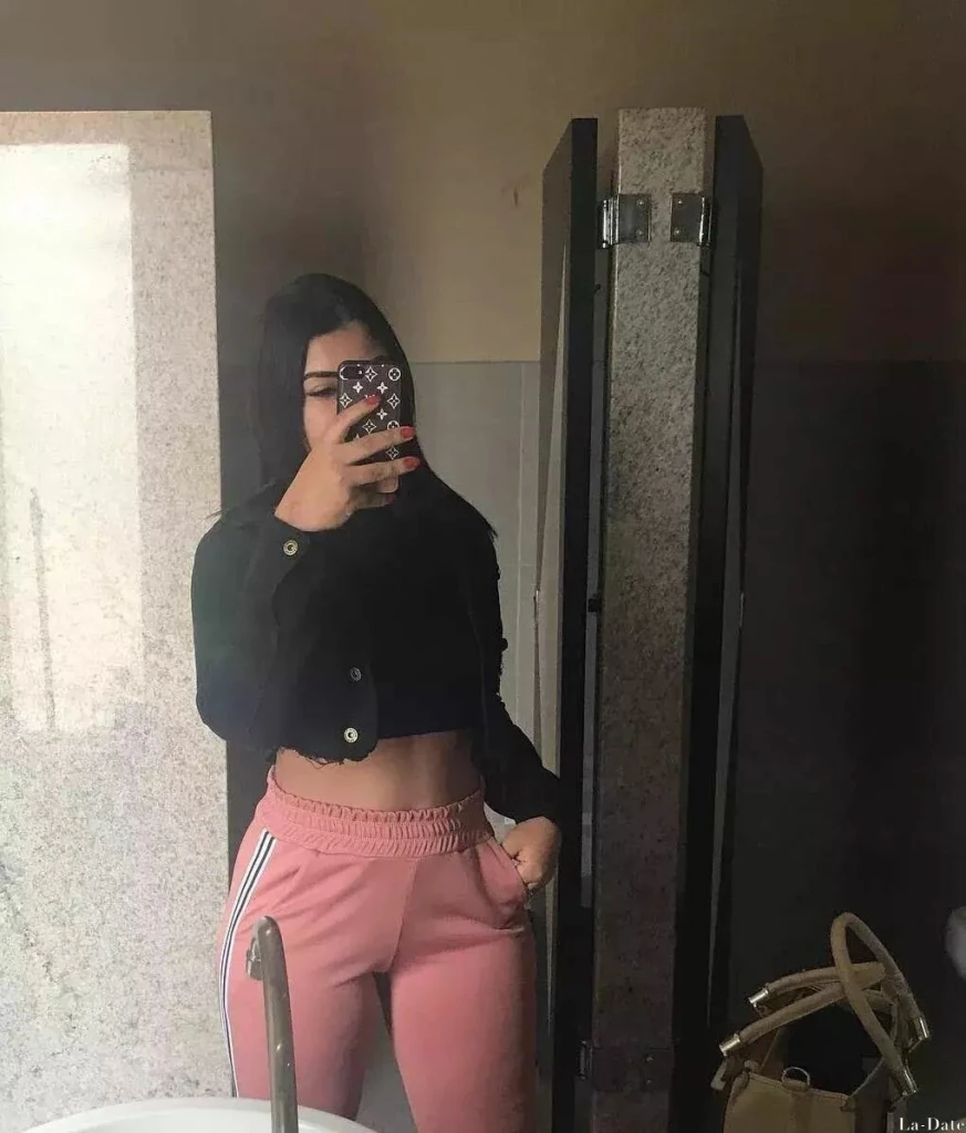 Astrid Profile image 2