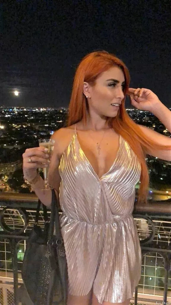 Valentina Profile image 2