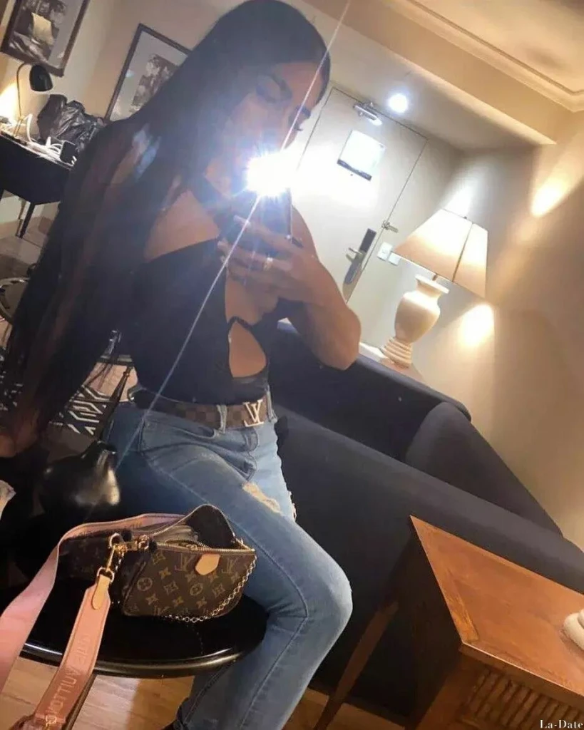 Luisa Profile image 6