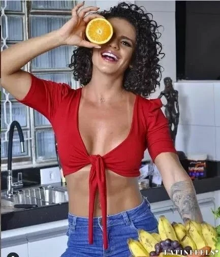 Adriana Profile image 2