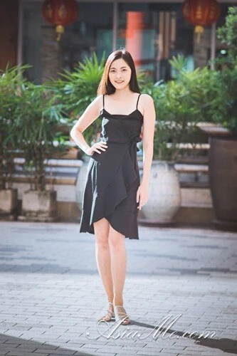 Betty Profile image 1