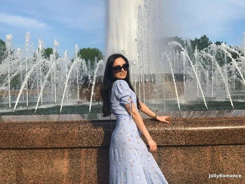 Alena Profile image 4