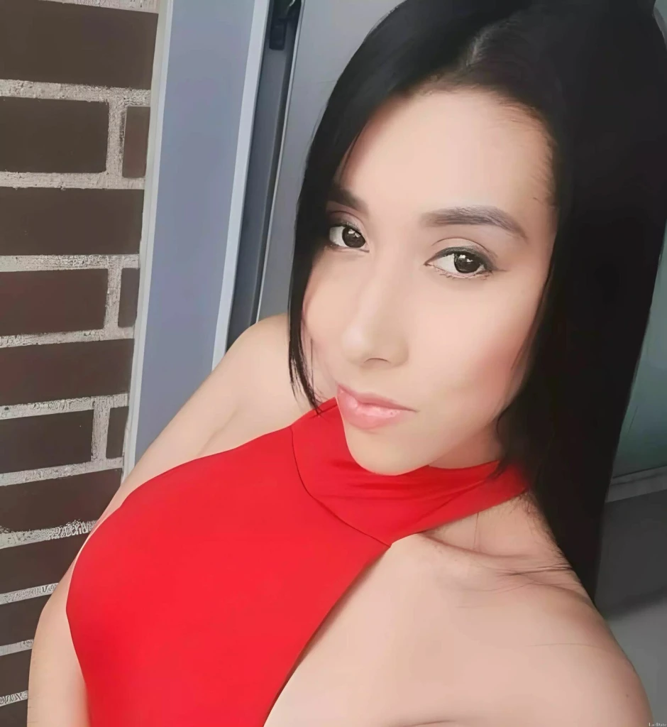 Marinelly Profile image 2
