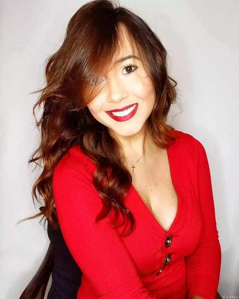 Sara Profile image 6