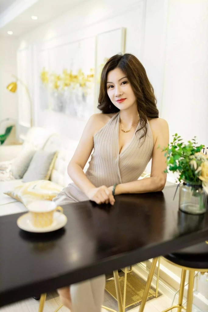 Ddelia Profile image 2