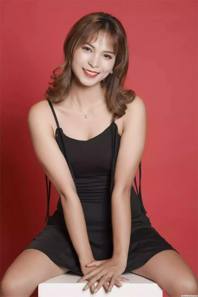 Chuyu Profile image 4