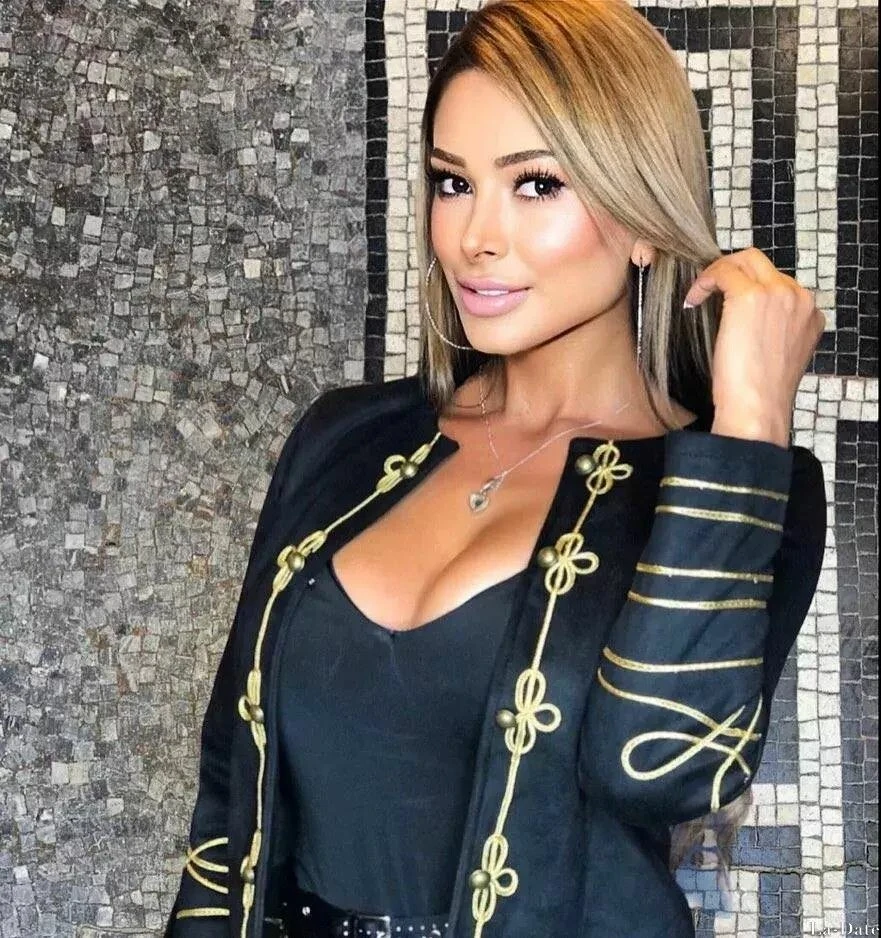 Julieth Profile image 1