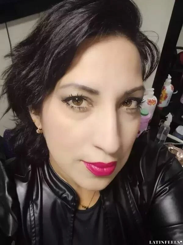 Diana Profile image 1