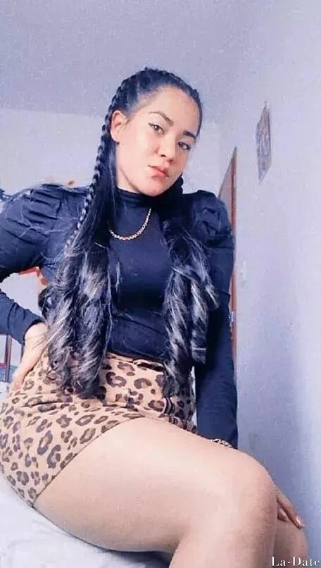 Nicole Profile image 3