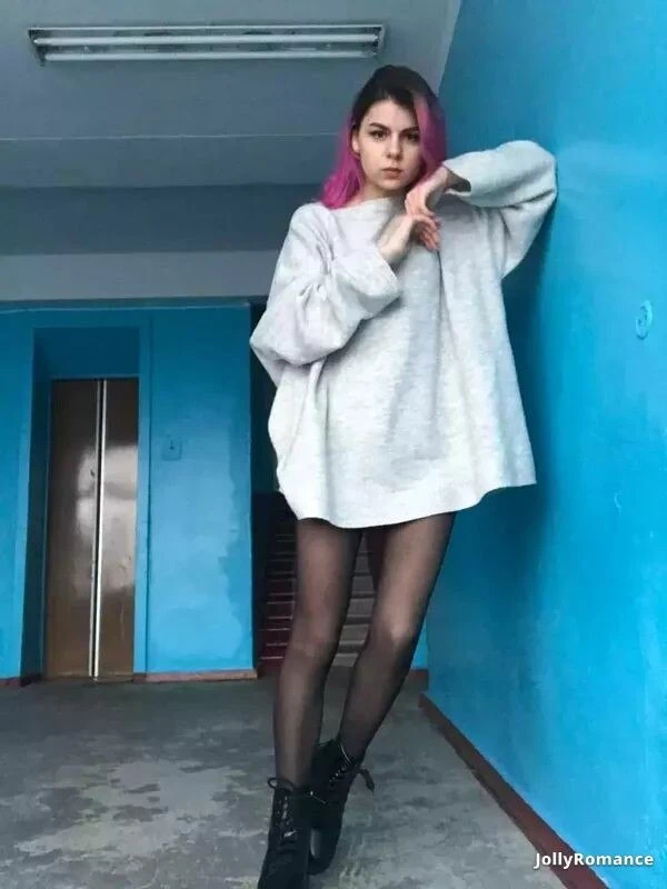 Alina Profile image 3