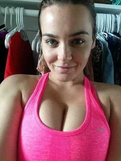 ScarletteLover4 Profile image 1