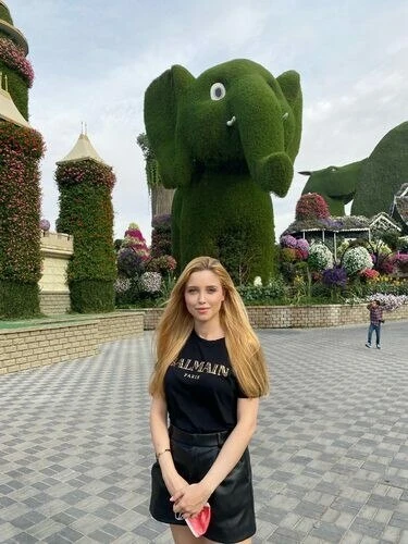 Nicky pink Profile image 2