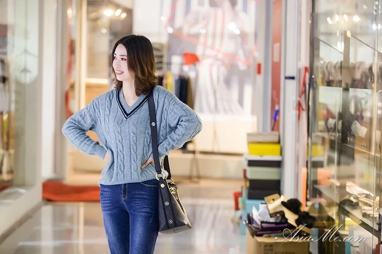 Eline Profile image 2