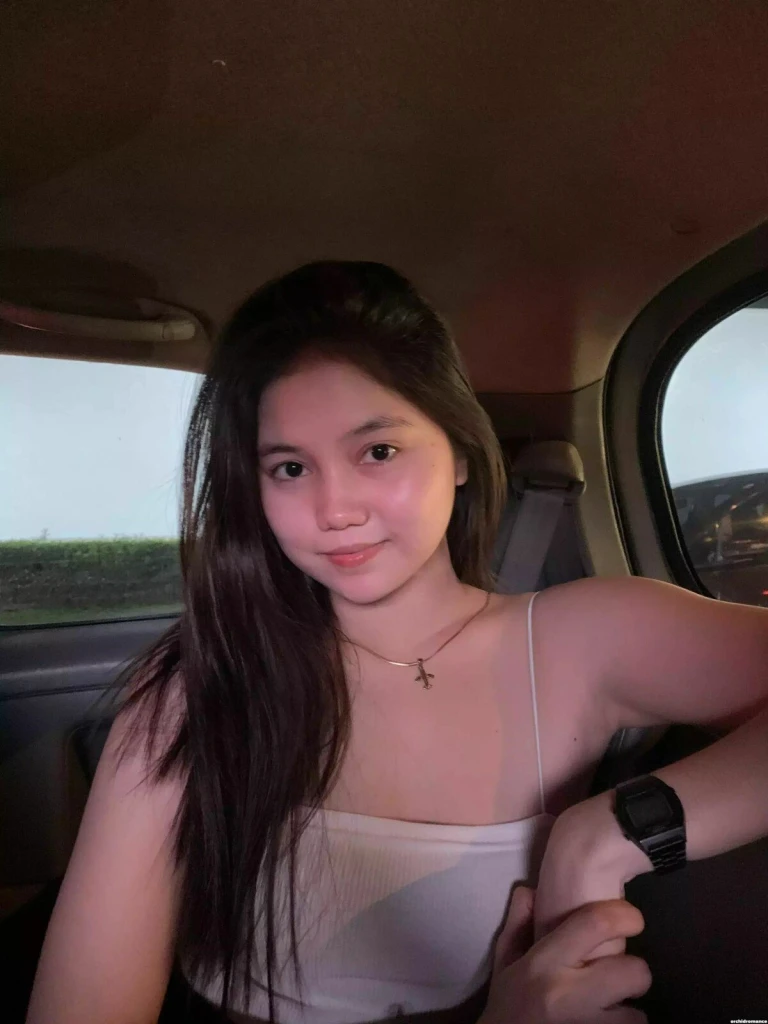 Marilyn Profile image 2