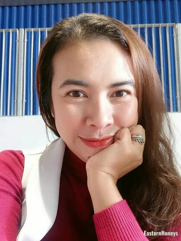 Yuri Profile image 5