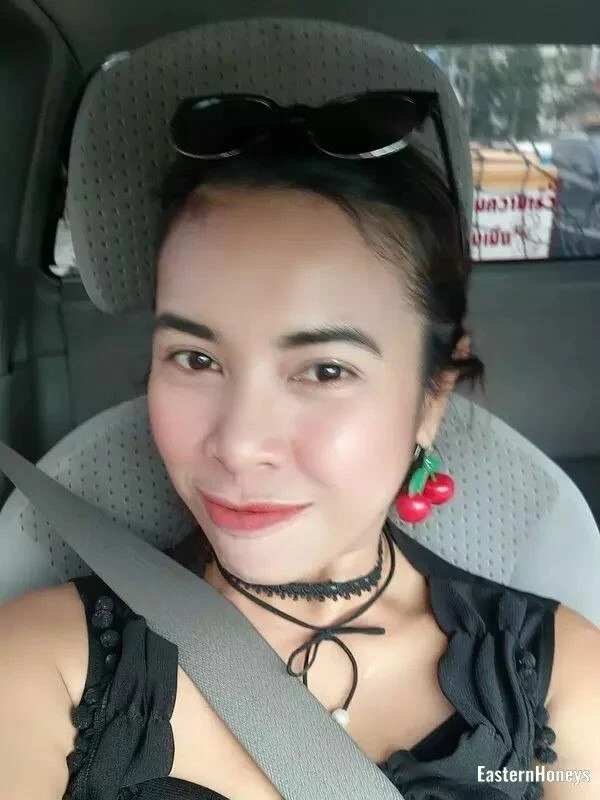 Yuri Profile image 3