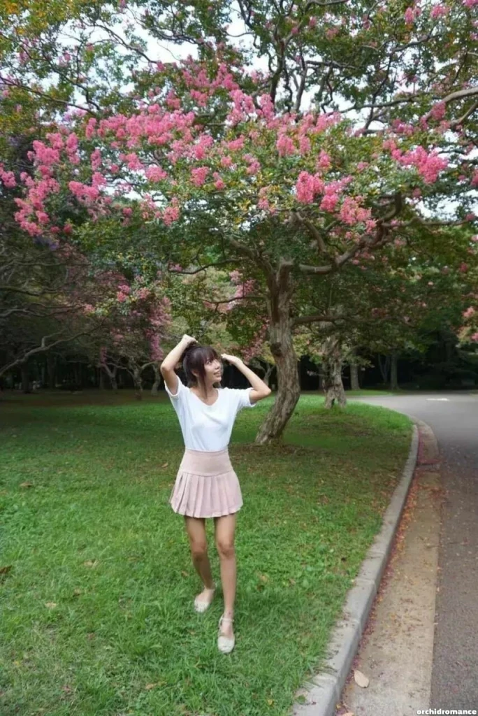 Dara Profile image 2