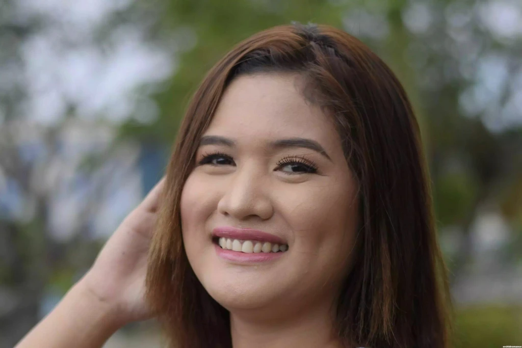 Rosalyn Profile image 4