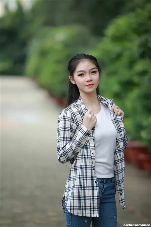 Daisy Profile image 1