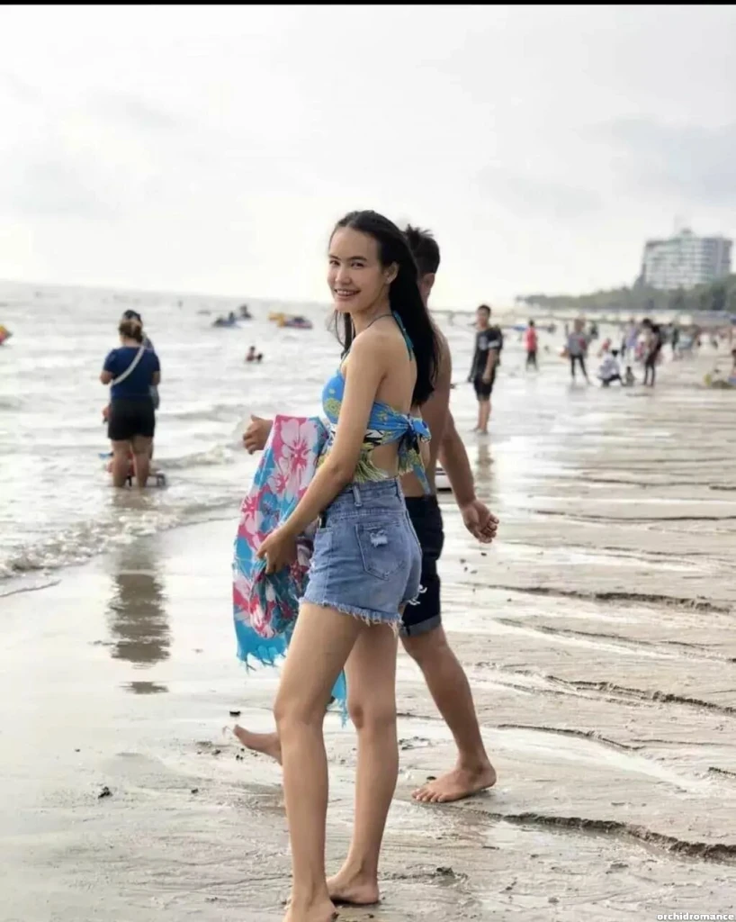 Peera Profile image 4