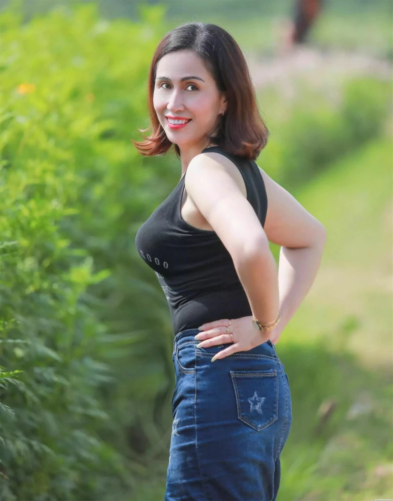 kiki Profile image 6