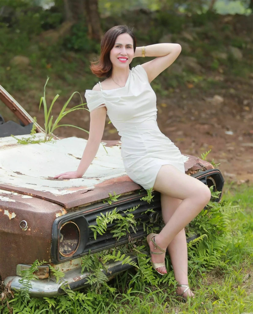 kiki Profile image 4