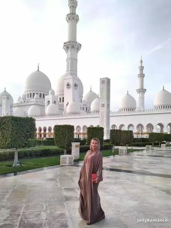 Juliya Profile image 5