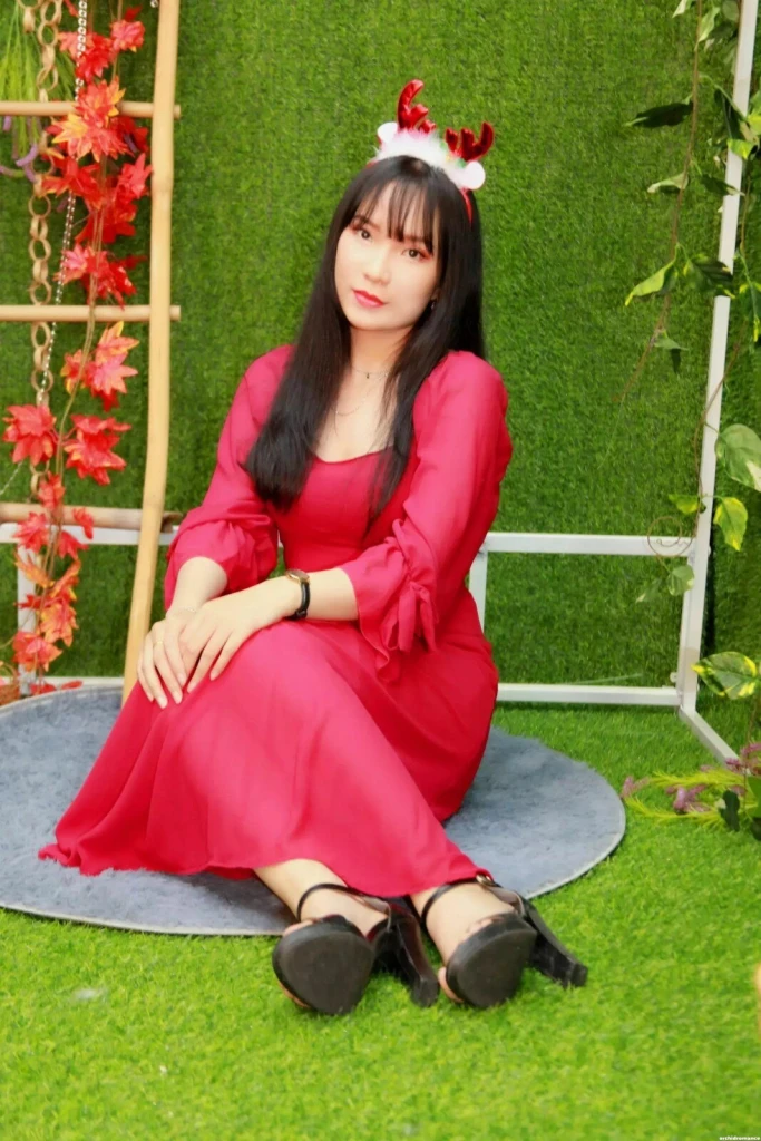 Pink Profile image 2