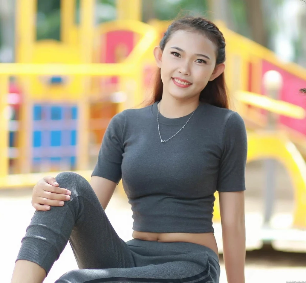 Celina Profile image 2