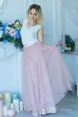 Liza Profile image 1